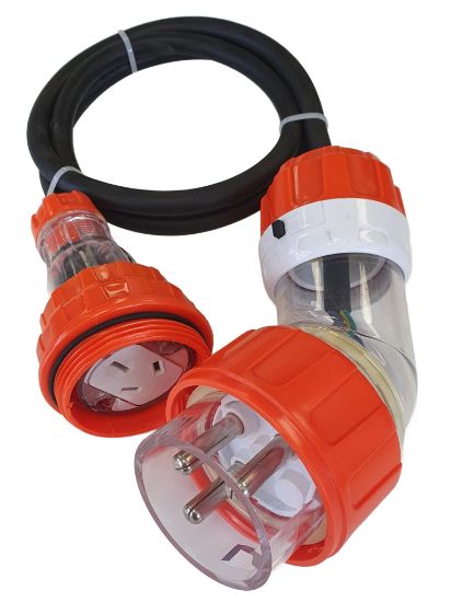 Picture of 32A Male 15A Female 230V AC Adaptor Lead